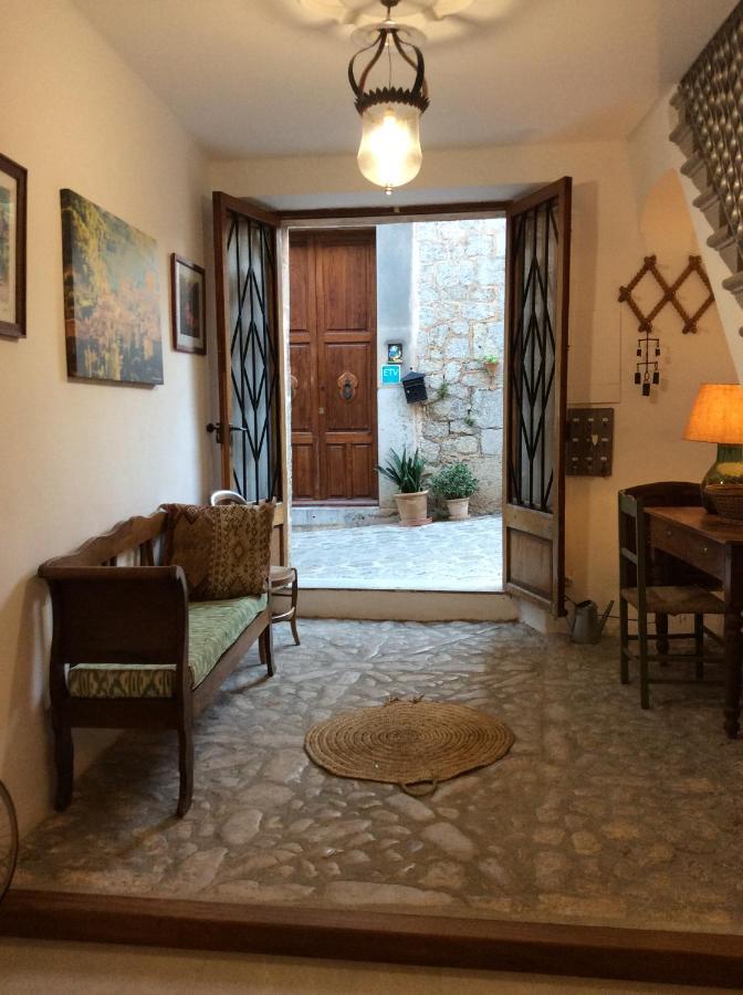 Filoses 18A Valldemossa  Luaran gambar