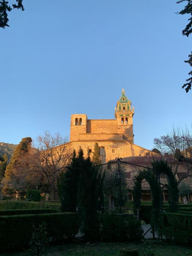 Filoses 18A Valldemossa  Luaran gambar